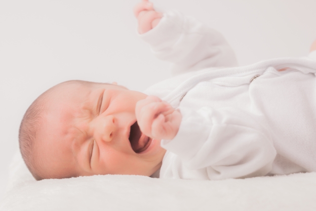 赤ちゃんの夜泣き・ぐずり泣きを助けてくれるクマイリー、実際の効果とは？