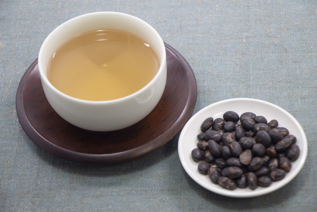 みんなが知りたい黒豆茶の効果効能6つ紹介！
